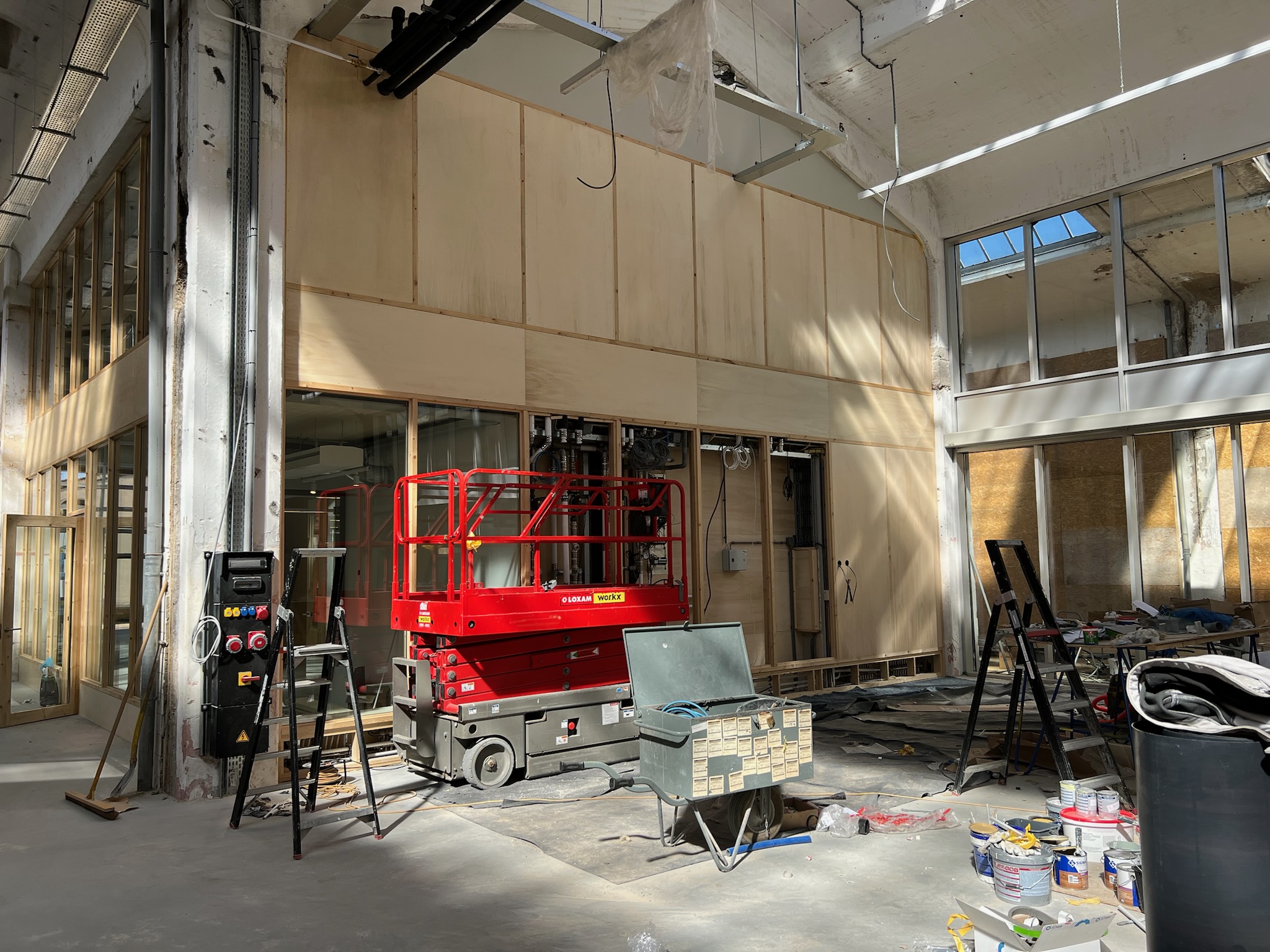 Arnhem IPKW, betonstructuur met CLT-houten plafond